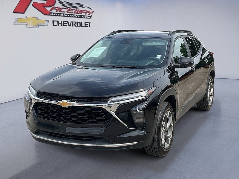 2025 Chevrolet Trax LT in Mosaic Black Metallic — front three-quarter view